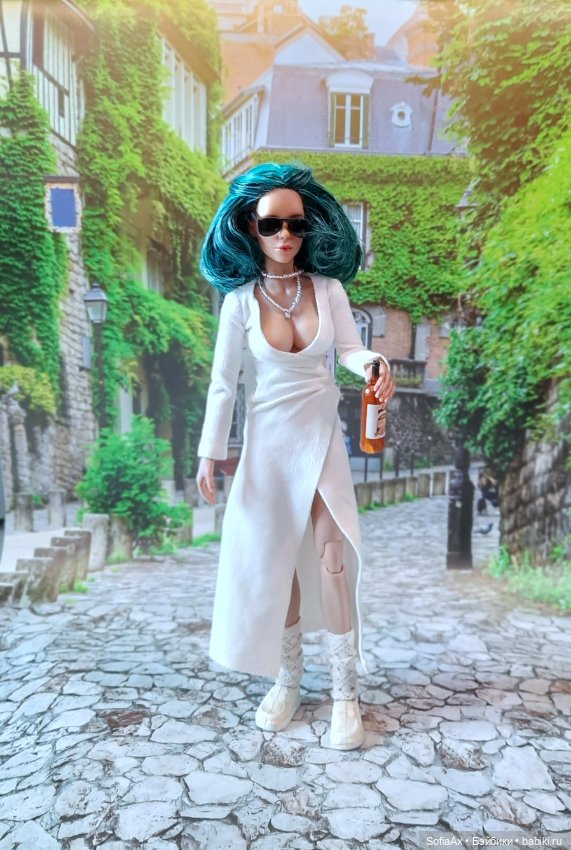 Уже не совсем Билли Айлиш +18