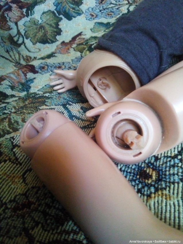 Ремонт ног у Аннабель Твин