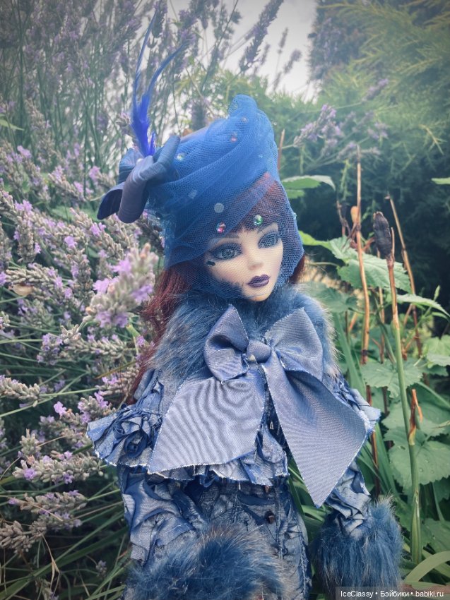 Evangeline Ghastly. Новые шляпки Эванджелины (фото 5)