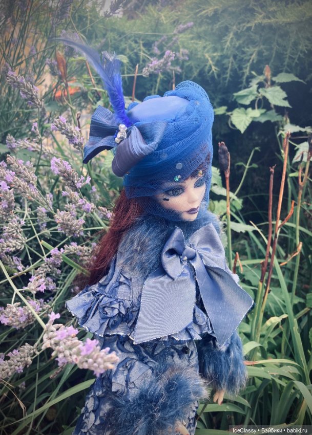 Evangeline Ghastly. Новые шляпки Эванджелины (фото 2)