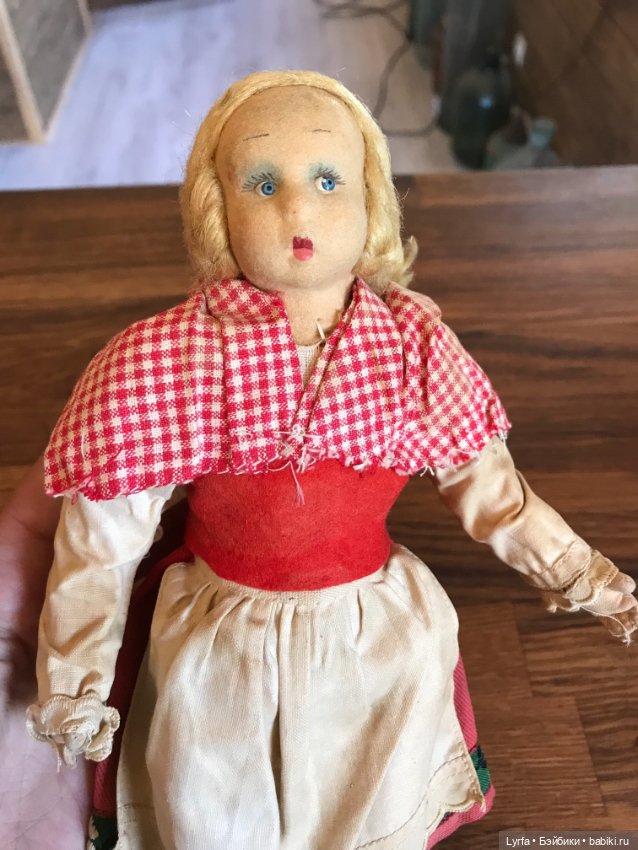 Помогите найти Удивленную Lenci