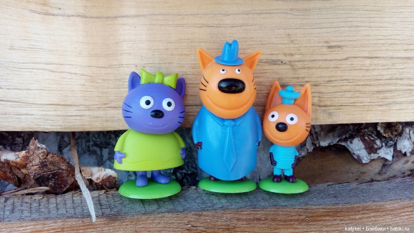 Котики бывают разные, зелёные, синие, красные (фото 8)