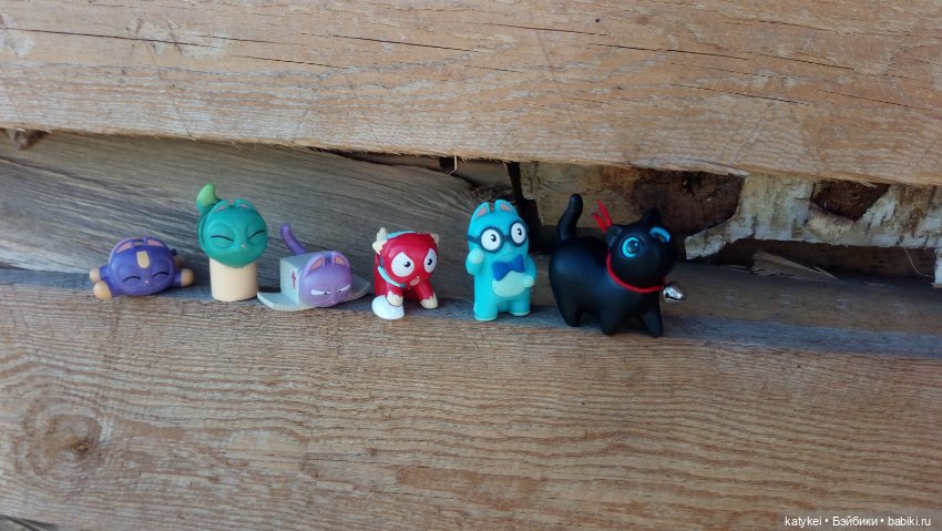 Котики бывают разные, зелёные, синие, красные (фото 4)