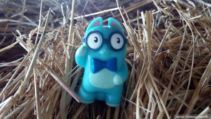 Котики бывают разные, зелёные, синие, красные