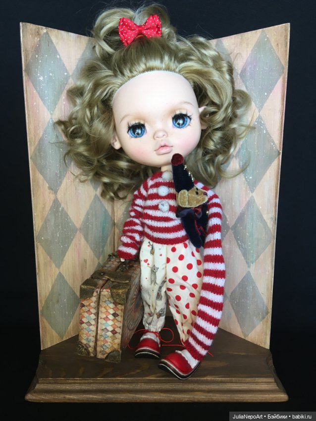 Маленькая мечтательница 🥰 или просто будущая Циркачка 🤡 🎪 (фото 2)