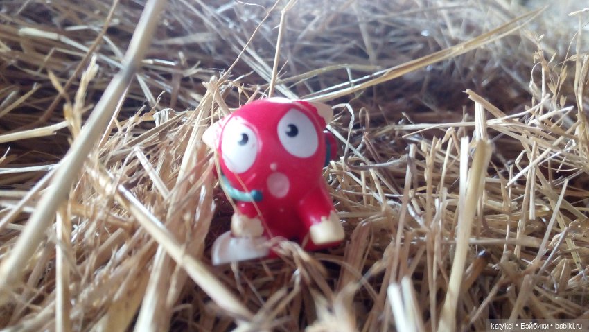 Котики бывают разные, зелёные, синие, красные