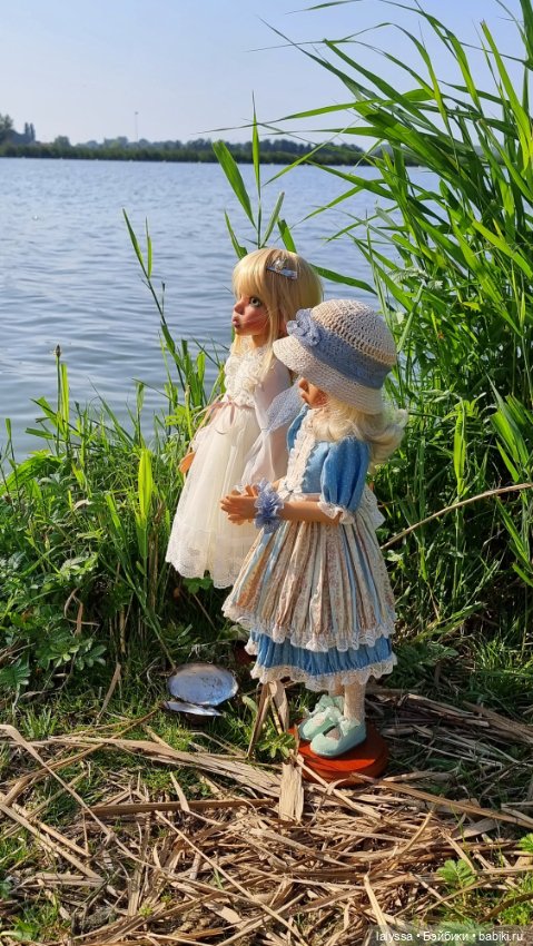 Larissa i Missy у залива. Юбилейный топик