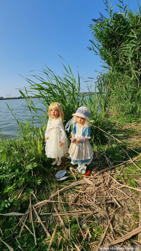 Larissa i Missy у залива. Юбилейный топик