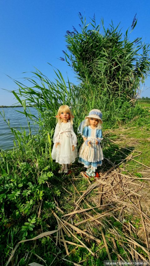 Larissa i Missy у залива. Юбилейный топик