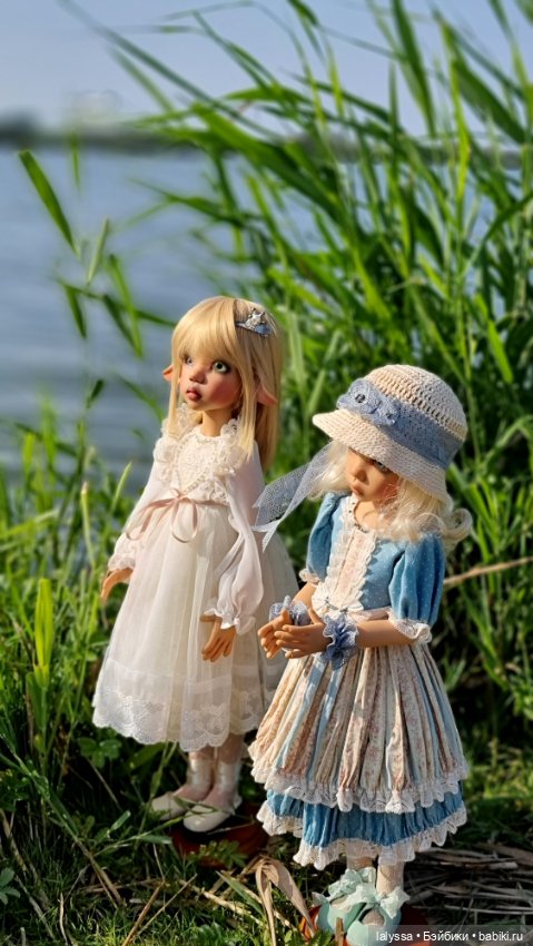 Larissa i Missy у залива. Юбилейный топик