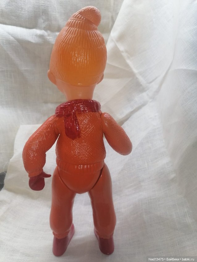 Лыжню! Ещё одна из работ по восстановлению игрушки из целлулоида