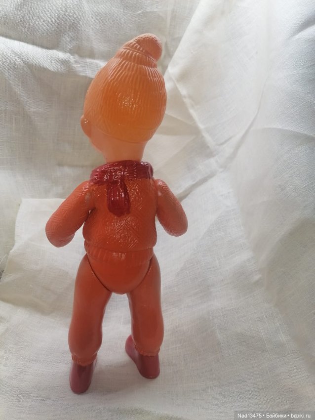 Лыжню! Ещё одна из работ по восстановлению игрушки из целлулоида