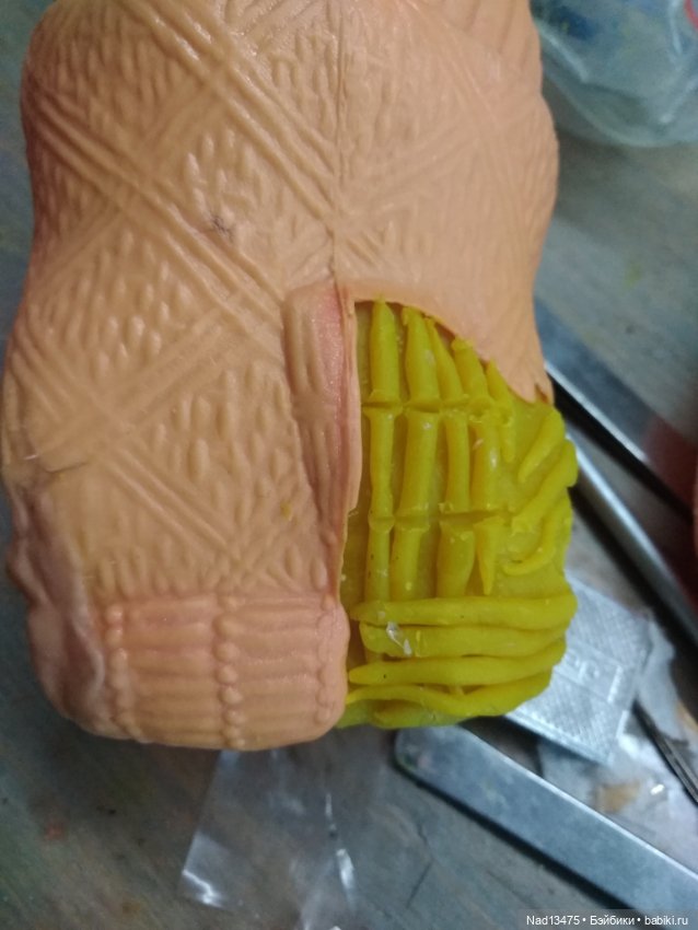 Лыжню! Ещё одна из работ по восстановлению игрушки из целлулоида