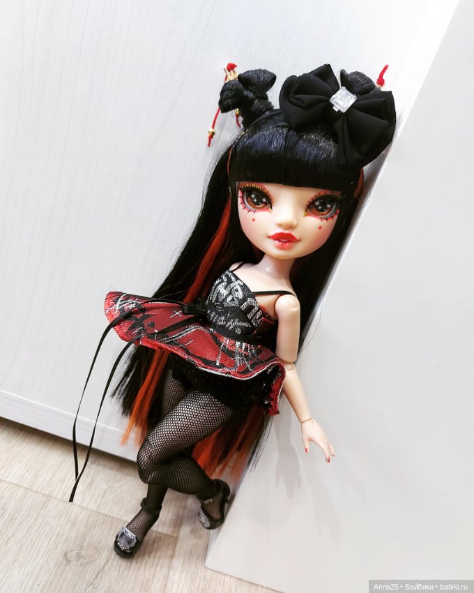Радужки: Лили — Куклы Rainbow High (Рейнбоу Хай