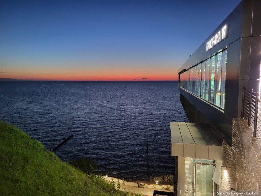 Почти 200 ступенек до моря