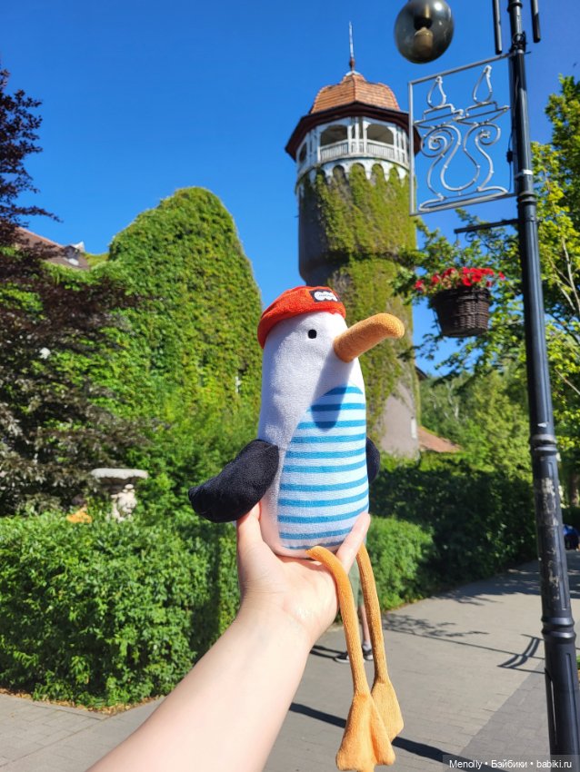 Почти 200 ступенек до моря