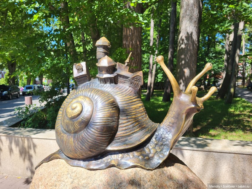 Почти 200 ступенек до моря