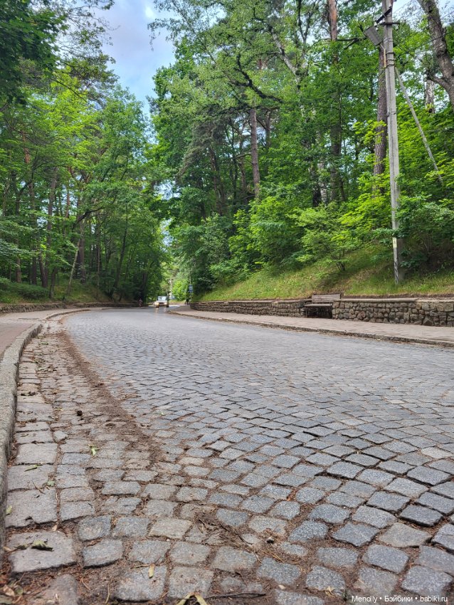 Почти 200 ступенек до моря