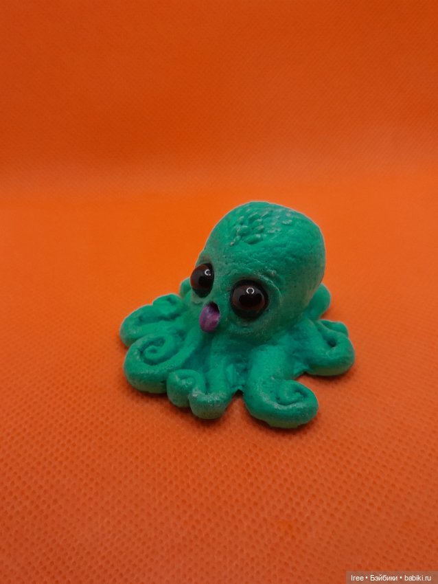 Авторская фигурка монстрик осьминожка Дразнилка (фото 3)