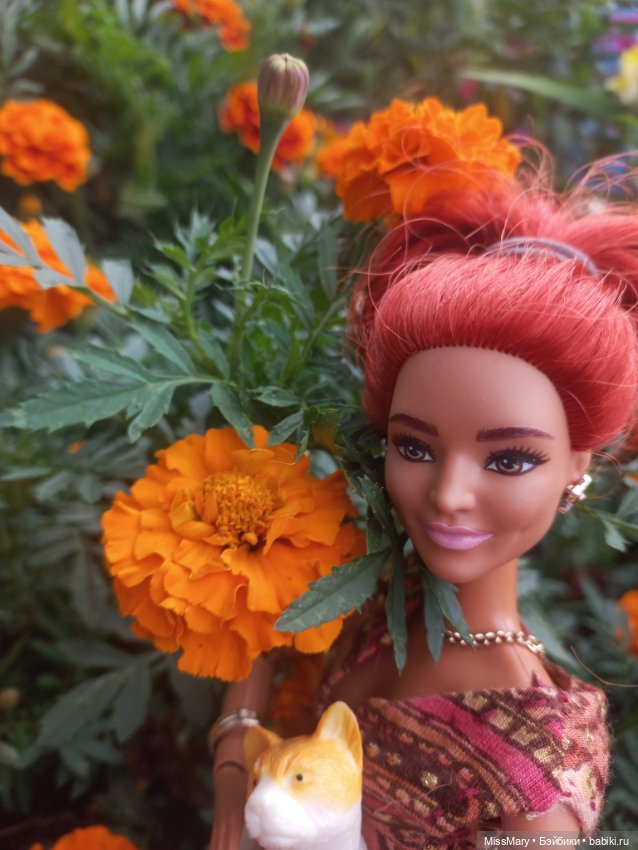 Челлендж-фотомарафон "21 день лета". День 2. Злата и рыжие цветы