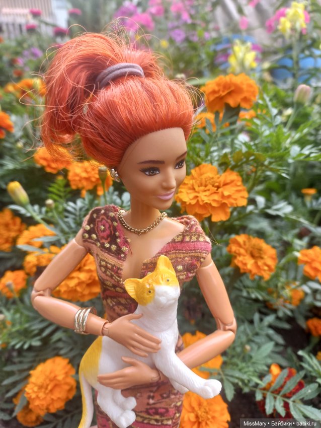 Челлендж-фотомарафон "21 день лета". День 2. Злата и рыжие цветы