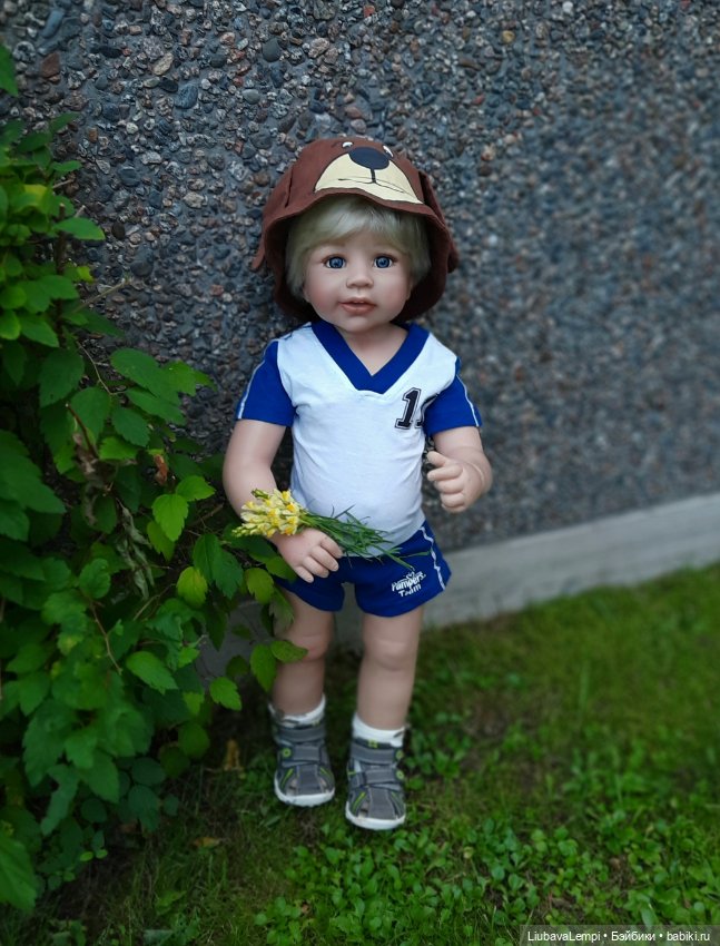 Летом весело гулять — Куклы Monika Levenig и Monika Peter