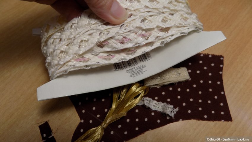 Три сестрицы.Две антикварные головки превращаются в очаровательных кукол. +Бонус: бигуди для завивки маленьких паричков