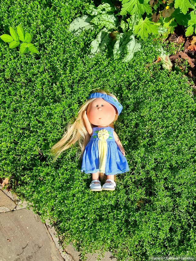 Бегом в сад, за Мией Ватрушковной