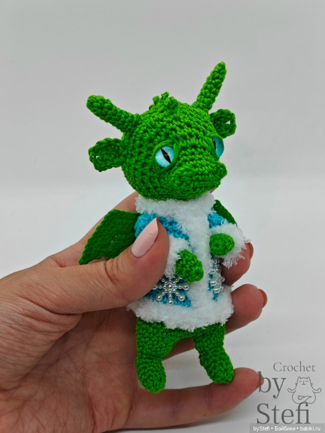 Дракончик который не пожелал быть Снегурочкой