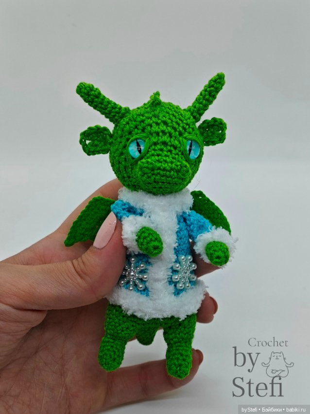 Дракончик который не пожелал быть Снегурочкой