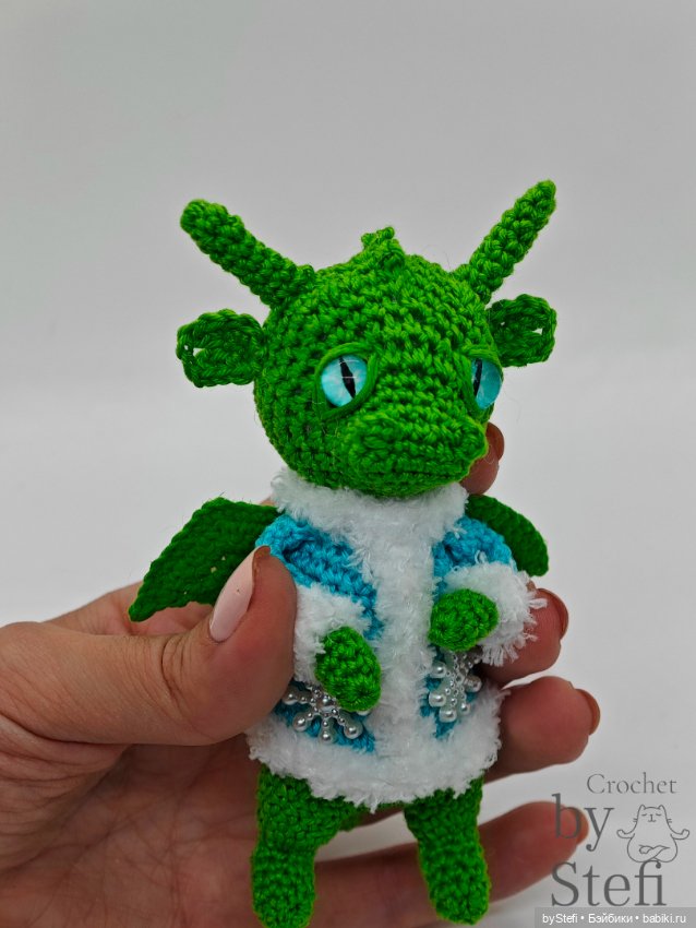 Дракончик который не пожелал быть Снегурочкой