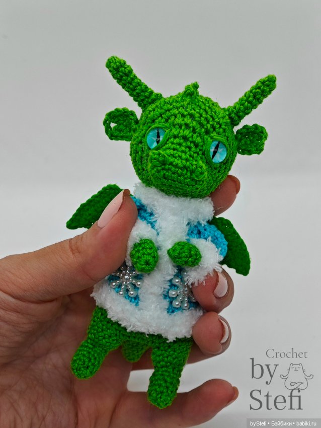 Дракончик который не пожелал быть Снегурочкой