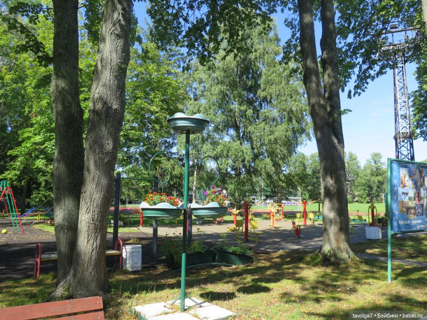 Ruby Red Siblies и Kidz n Cats в Кронштадте