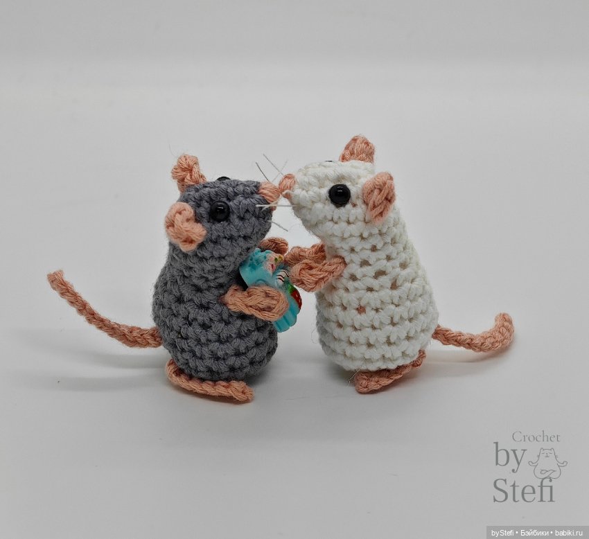 Вот мышули - это сила - Махонькие и милые Любопытные носики торчащие усики