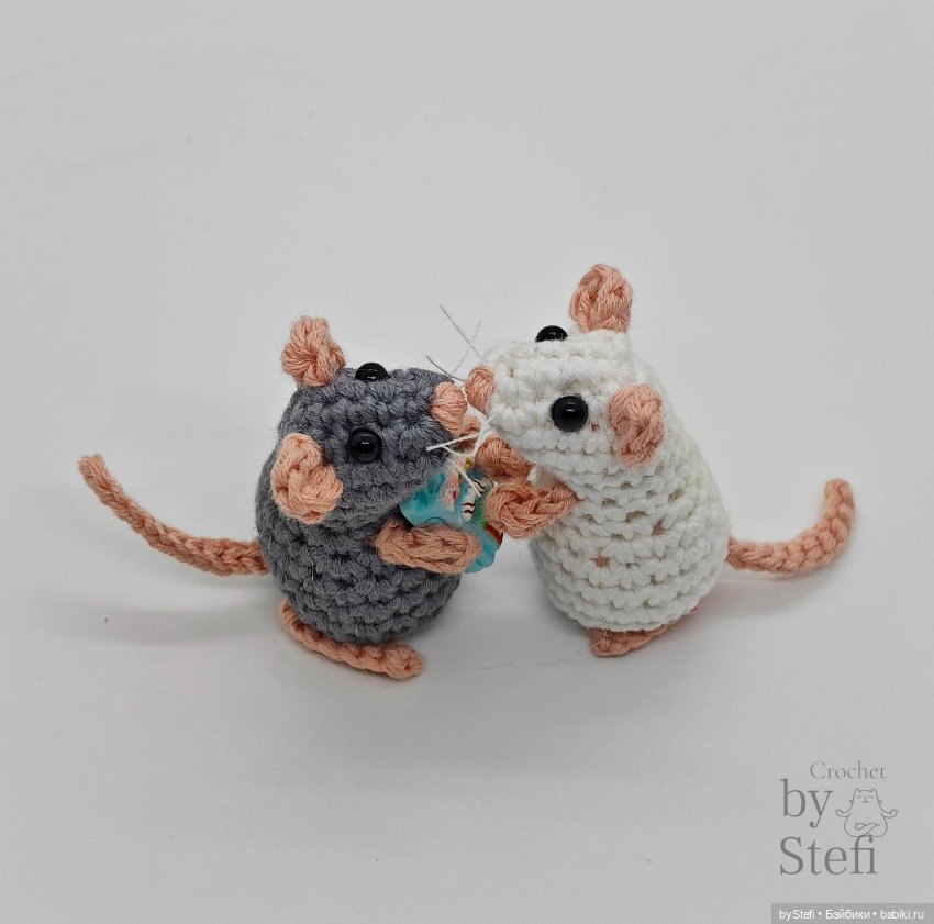 Вот мышули - это сила - Махонькие и милые Любопытные носики торчащие усики