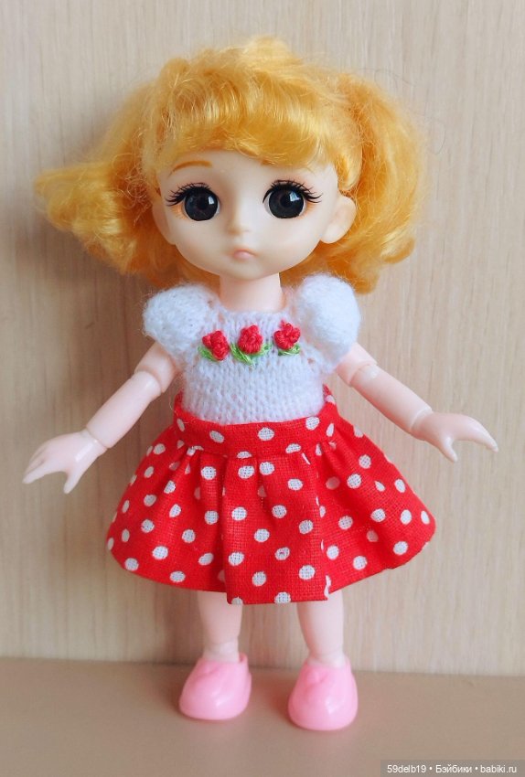 Красная Шапочка по лесу идёт и пирожки в корзинке бабушке несёт (фото 9)