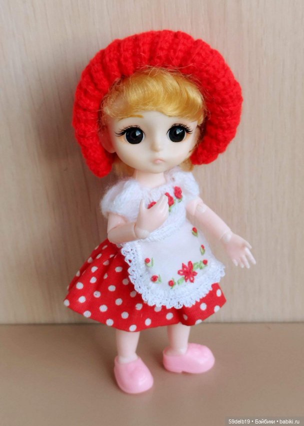 Красная Шапочка по лесу идёт и пирожки в корзинке бабушке несёт (фото 6)