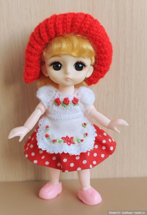 Красная Шапочка по лесу идёт и пирожки в корзинке бабушке несёт (фото 4)