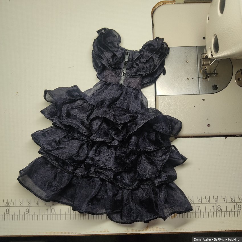 Маленькое черное платье — Одежда и обувь для кукол своими руками: фото (фото 2)