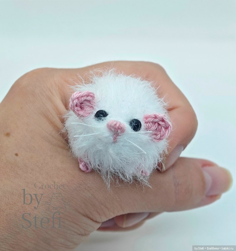 Не удержалась и связала Бусинку