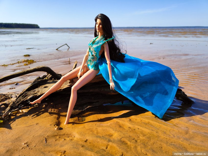 Сирена. Красивые фото у воды