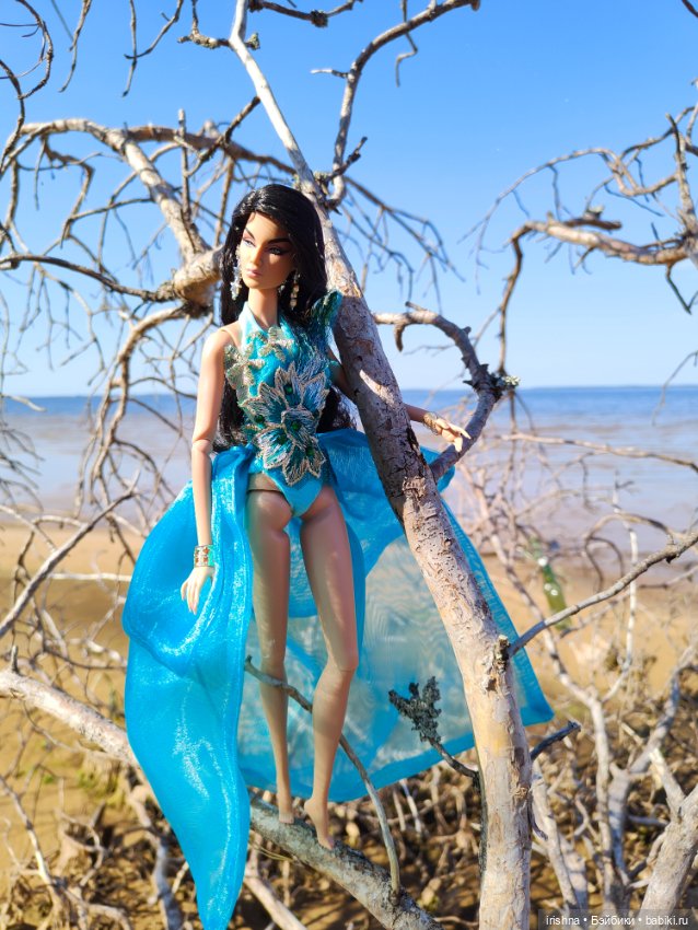 Сирена. Красивые фото у воды