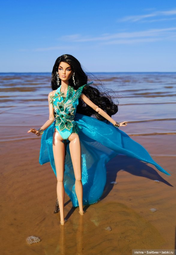 Сирена. Красивые фото у воды