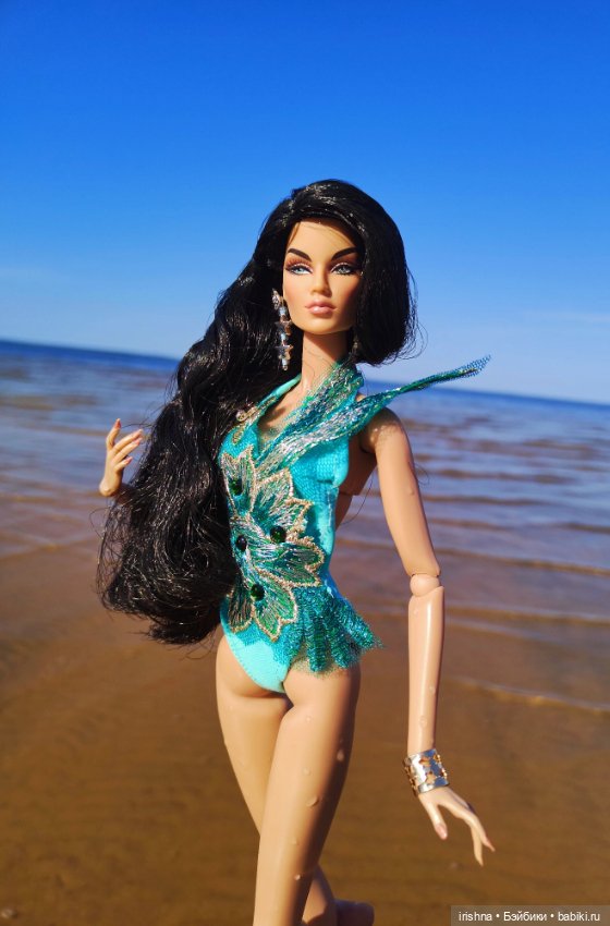 Сирена. Красивые фото у воды