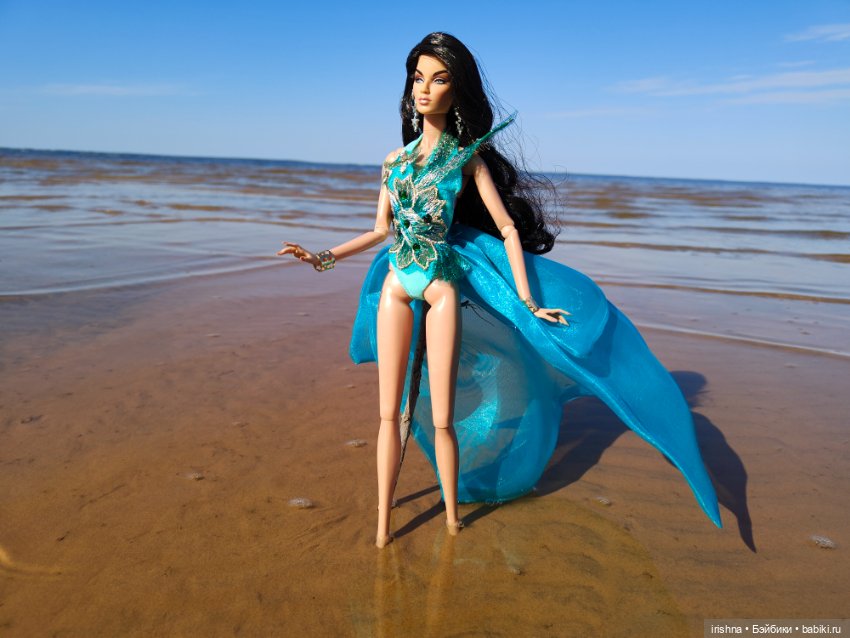 Сирена. Красивые фото у воды