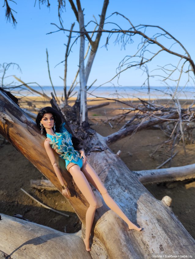 Сирена. Красивые фото у воды