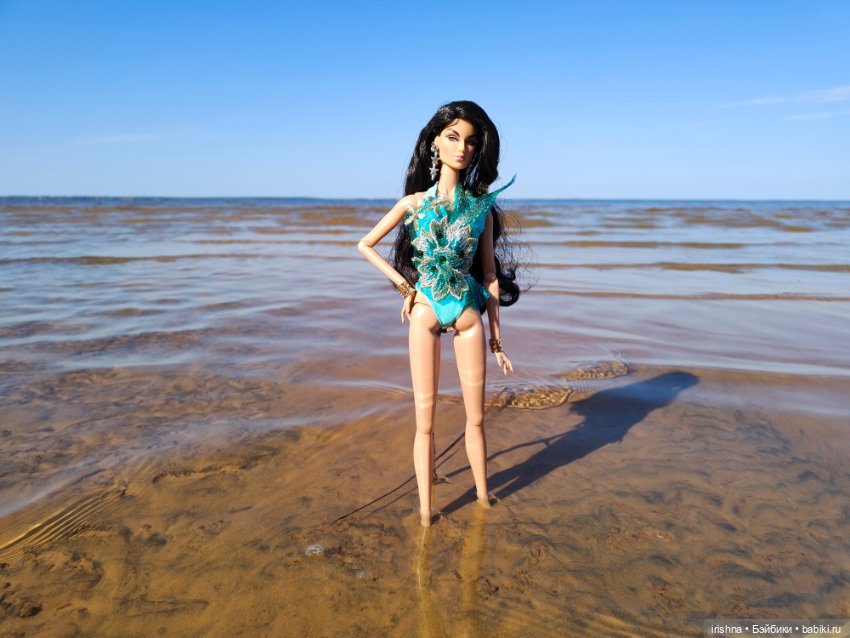 Сирена. Красивые фото у воды