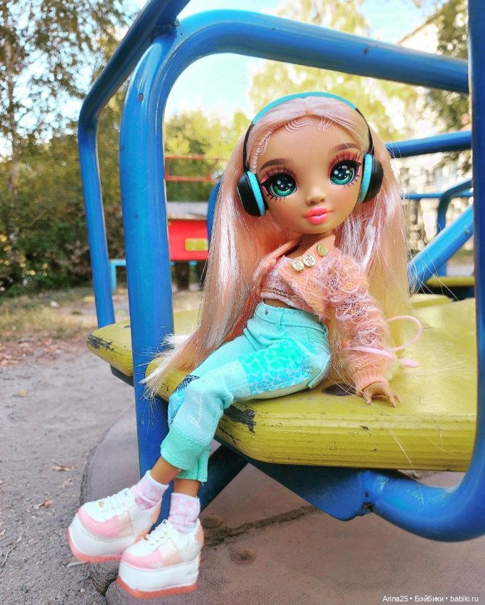 Радужки : Сабрина — Куклы Rainbow High (Рейнбоу Хай
