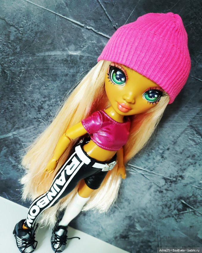 Радужки : Сабрина — Куклы Rainbow High (Рейнбоу Хай