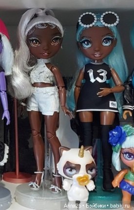 Радужки: Аиша — Куклы Rainbow High (Рейнбоу Хай (фото 3)